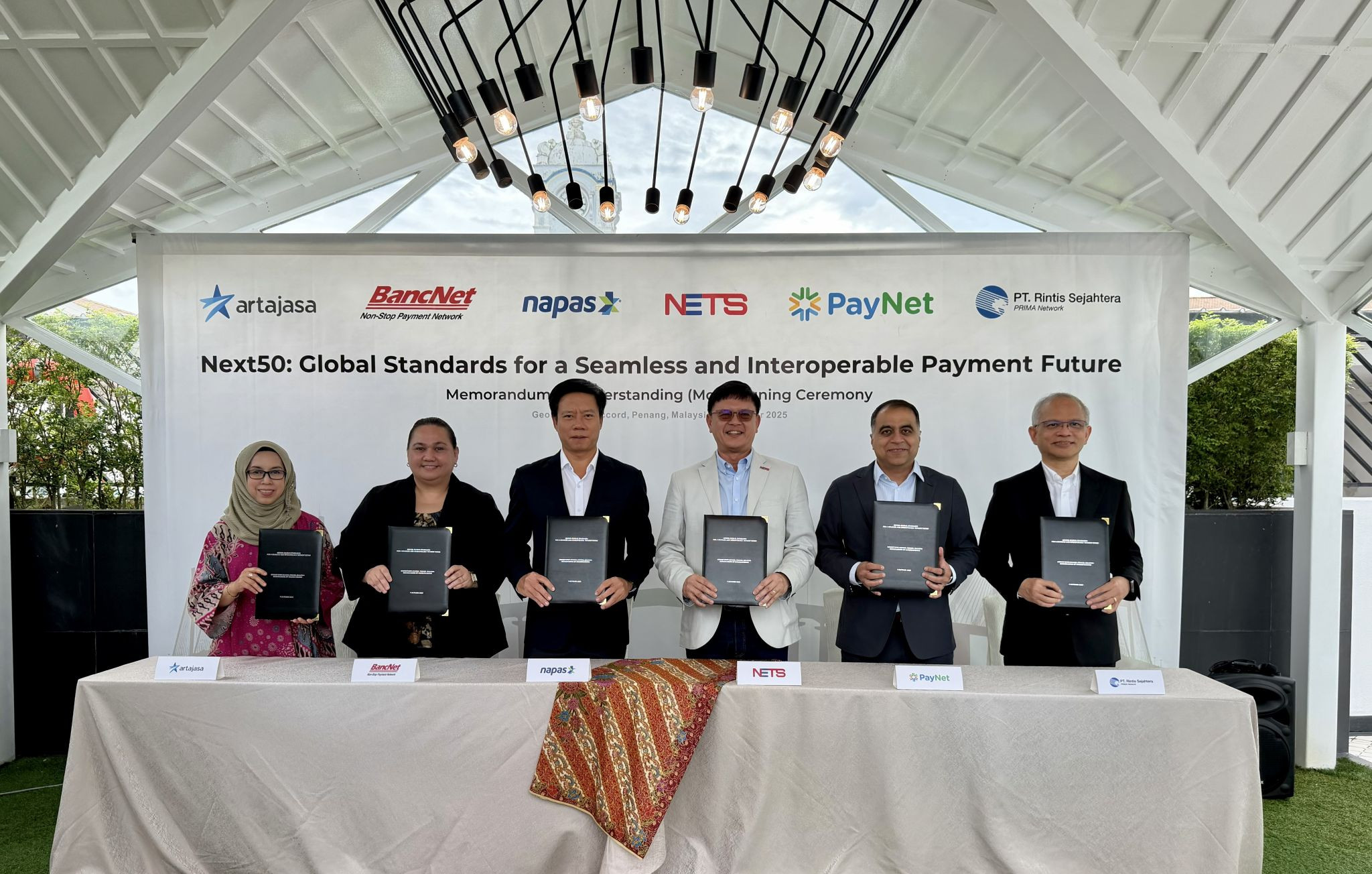 Six ASEAN Payment Networks Collaborate on 50-Year Cross-Border Payment Framework
